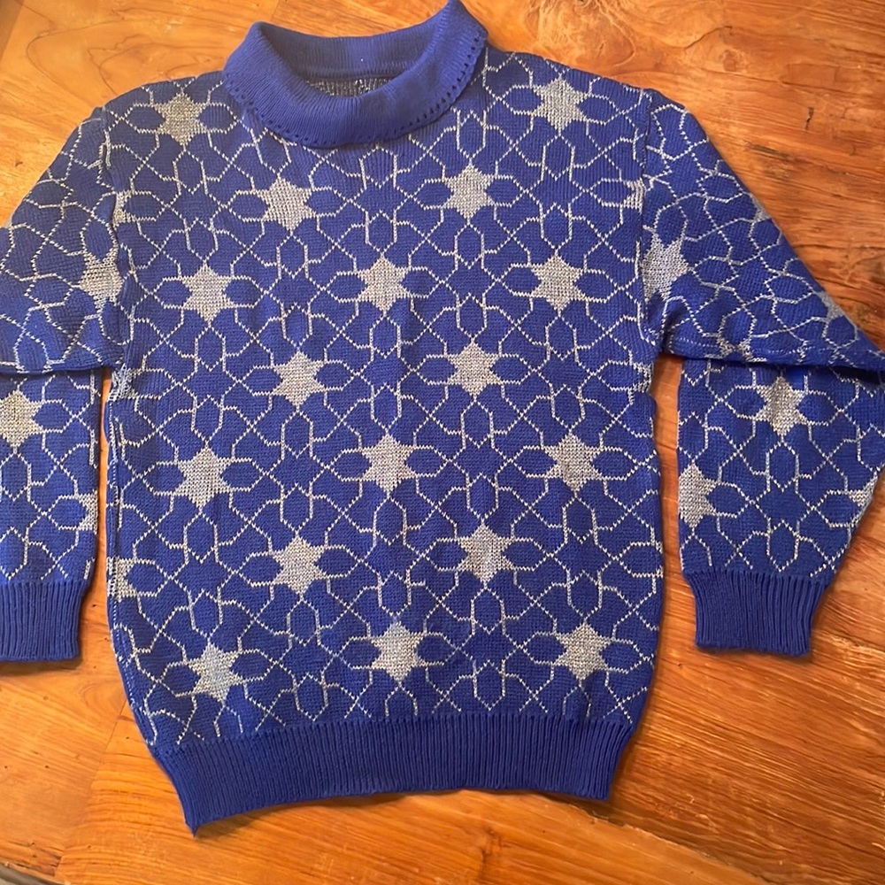 Vintage blue knit sweater with metallic touch. Size M. Hanukkah sweater